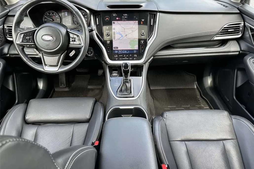 2021 Subaru Outback Limited XT photo 1
