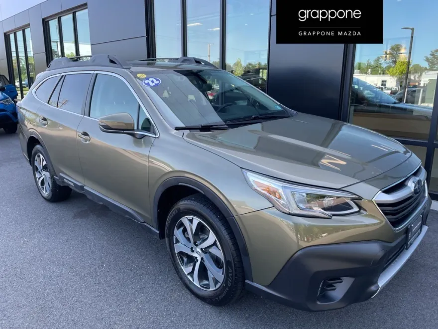 2022 Subaru Outback Limited XT photo 1