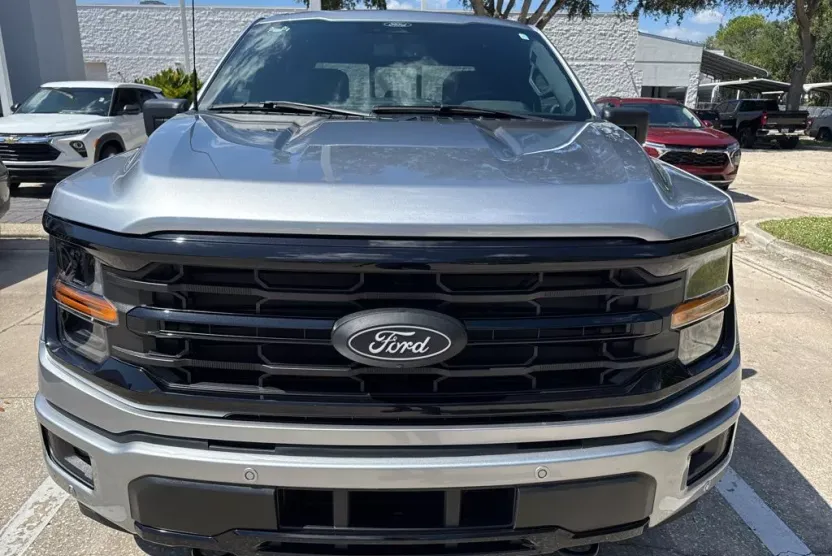 2024 Ford F-150 XLT photo 1
