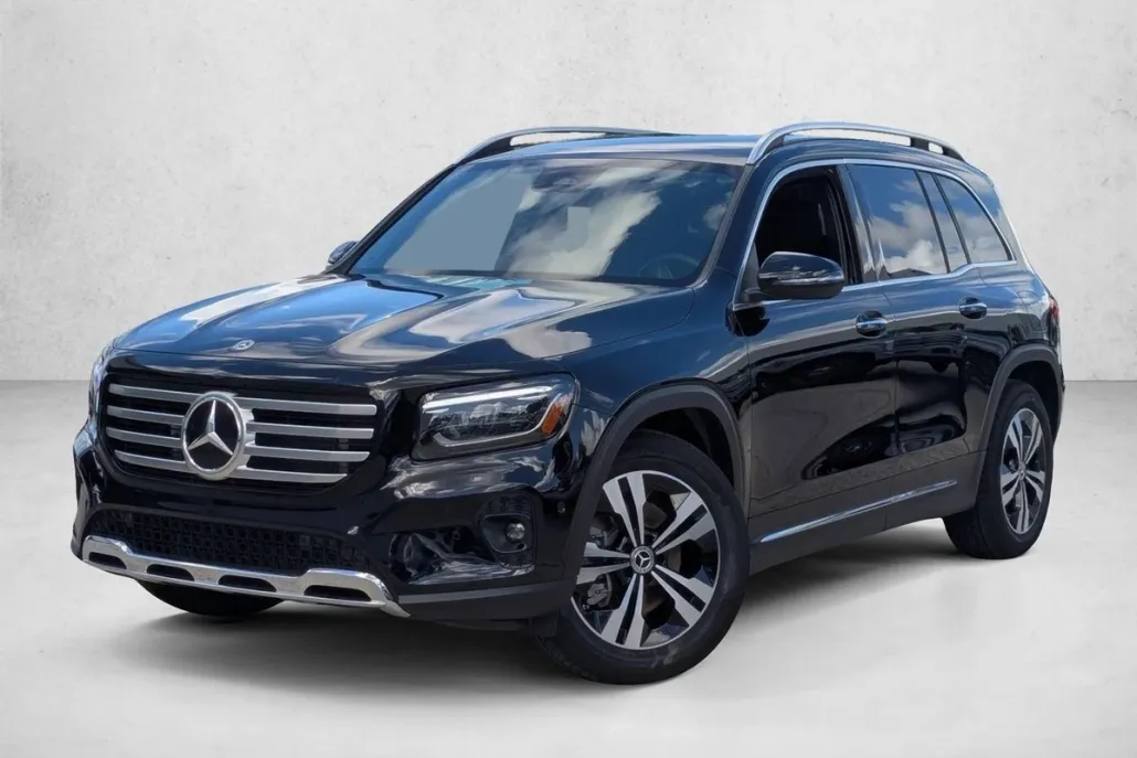 2025 Mercedes Benz GLB 250 photo 1