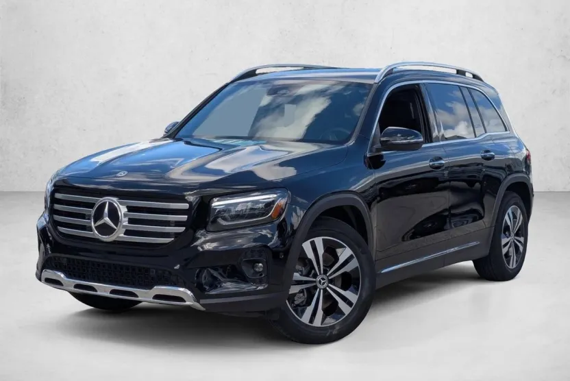 2025 Mercedes Benz GLB 250 photo 1