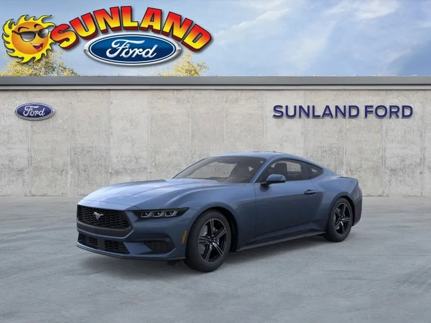 2025 Ford Mustang photo 1
