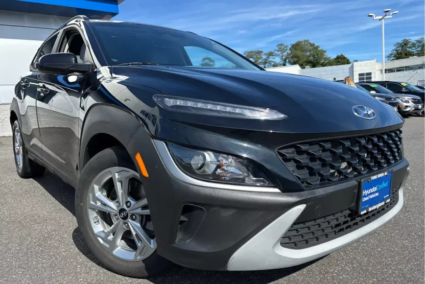 2023 Hyundai Kona SEL photo 1