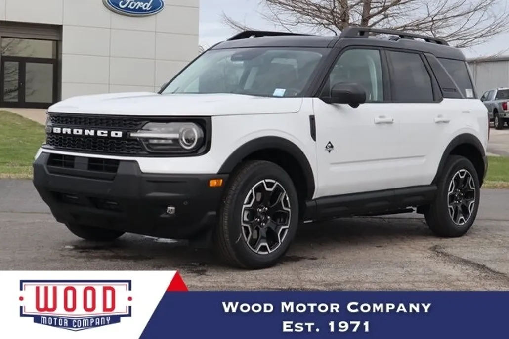 2025 Ford Bronco Sport Outer Banks photo 1