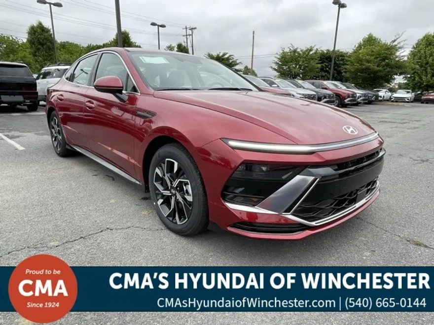 2025 Hyundai Sonata SEL photo 1