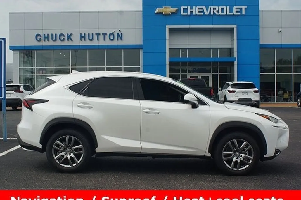 2016 Lexus NX 200t Luxury photo 1