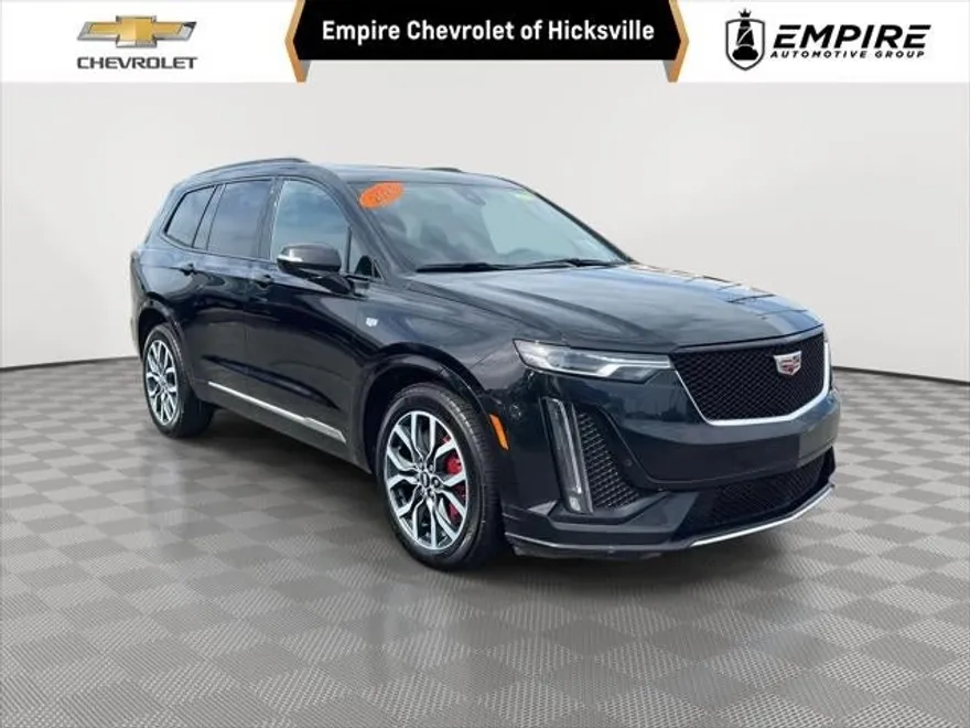 2024 Cadillac XT6 Sport photo 1