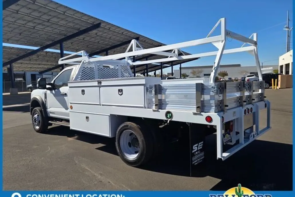 2024 Ford F-450 photo 1