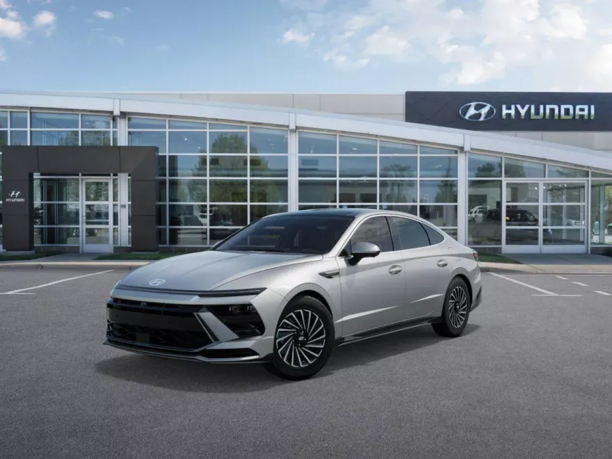 2025 Hyundai Sonata Hybrid Limited photo 1