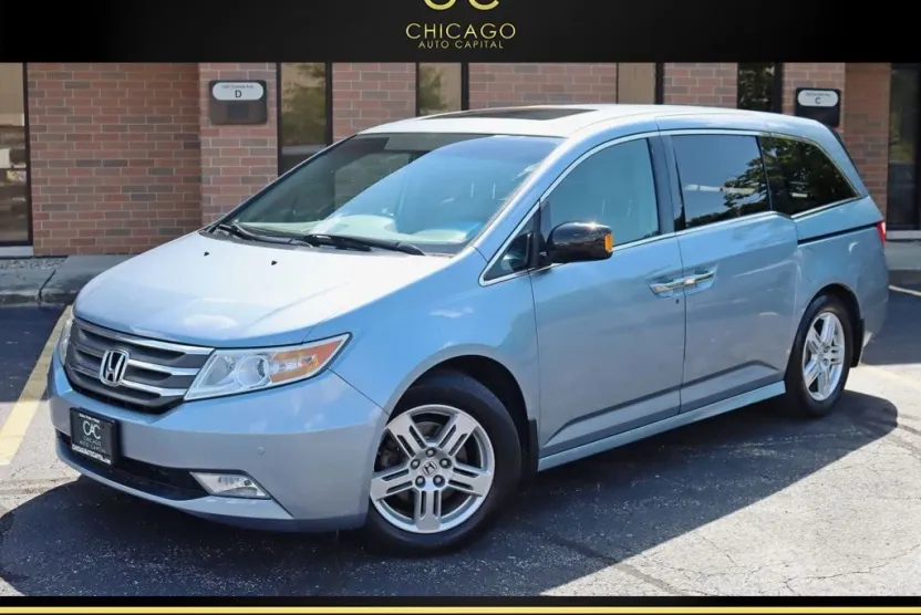 2011 Honda Odyssey Touring Elite photo 1