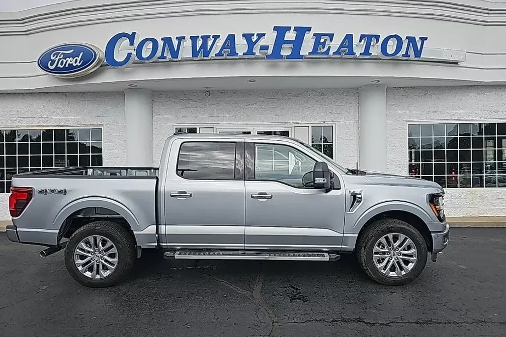 2025 Ford F-150 XLT photo 1
