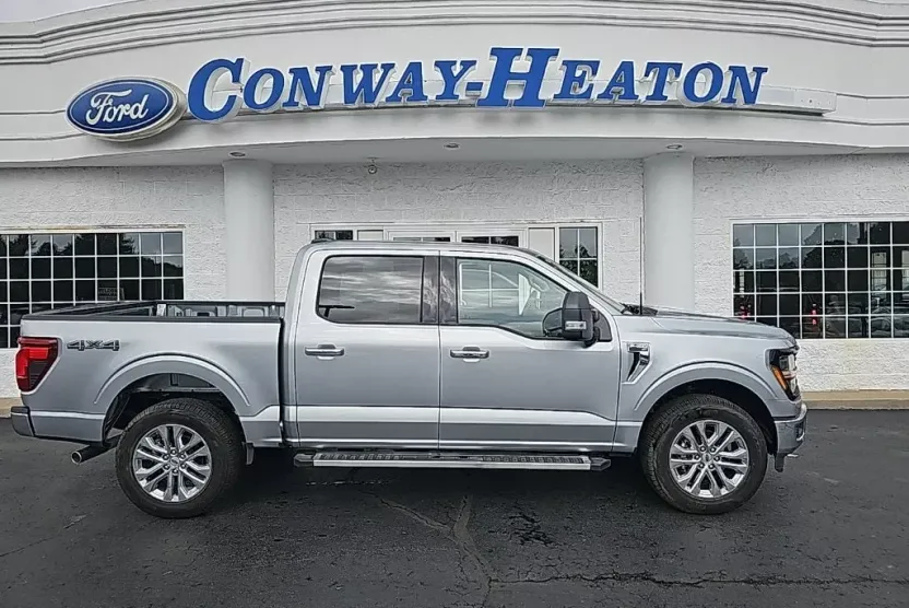 2025 Ford F-150 XLT photo 1
