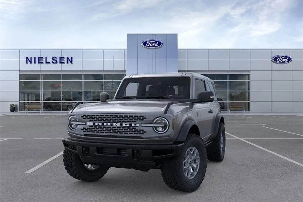 2025 Ford Bronco Badlands photo 1