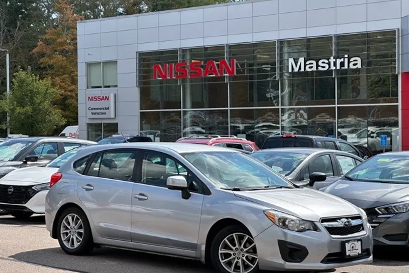 2013 Subaru Impreza 2.0i Premium photo 1