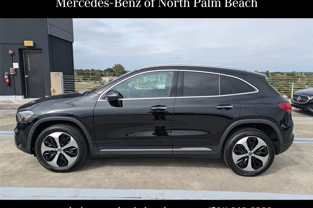 2026 Mercedes Benz GLA 250 photo 1