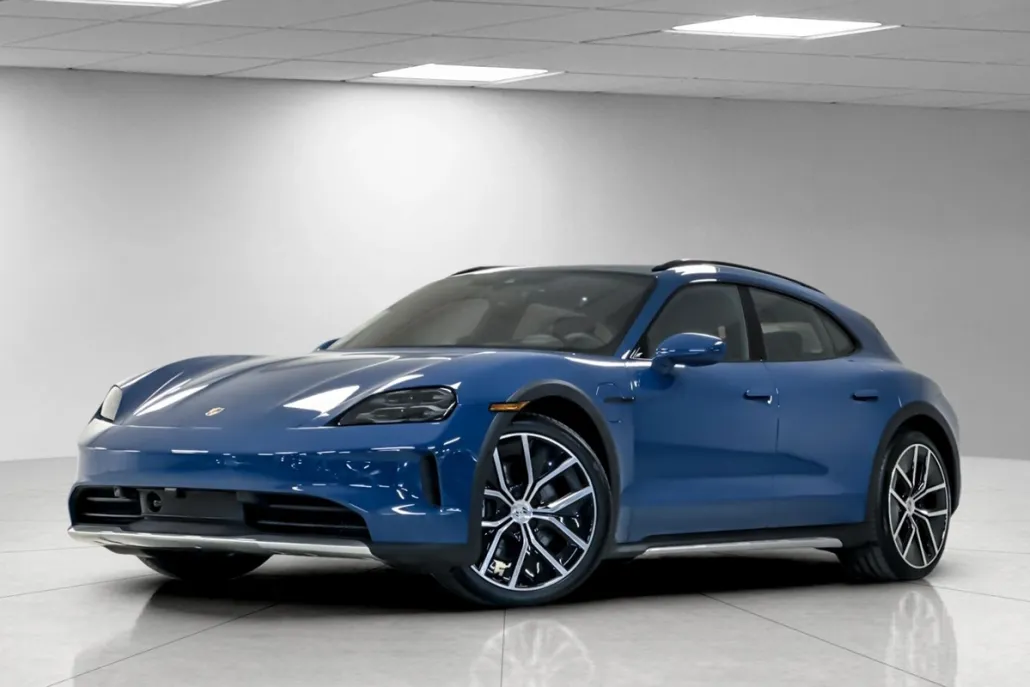 2025 Porsche Taycan 4S Cross Turismo photo 1