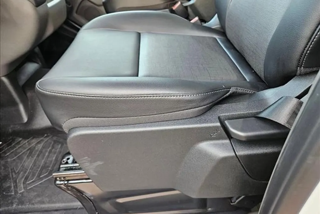 2025 Ford Transit photo 1