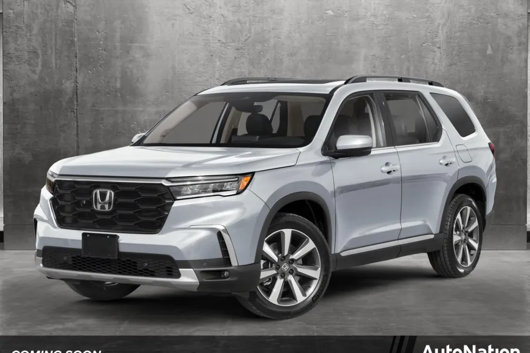 2025 Honda Pilot Touring photo 1