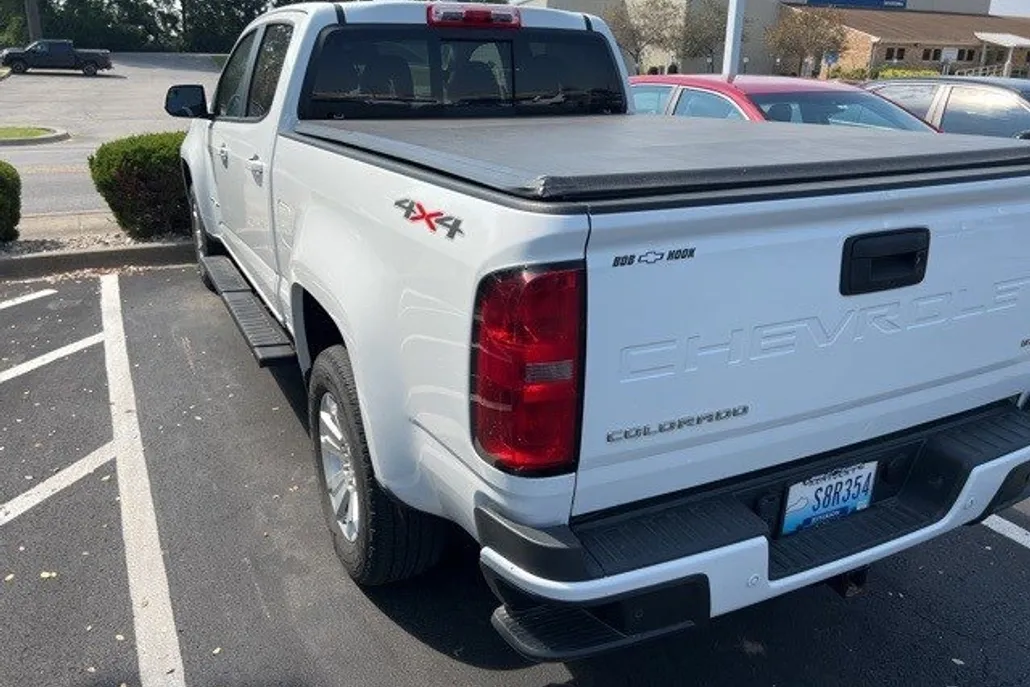 2022 Chevrolet Colorado LT photo 1