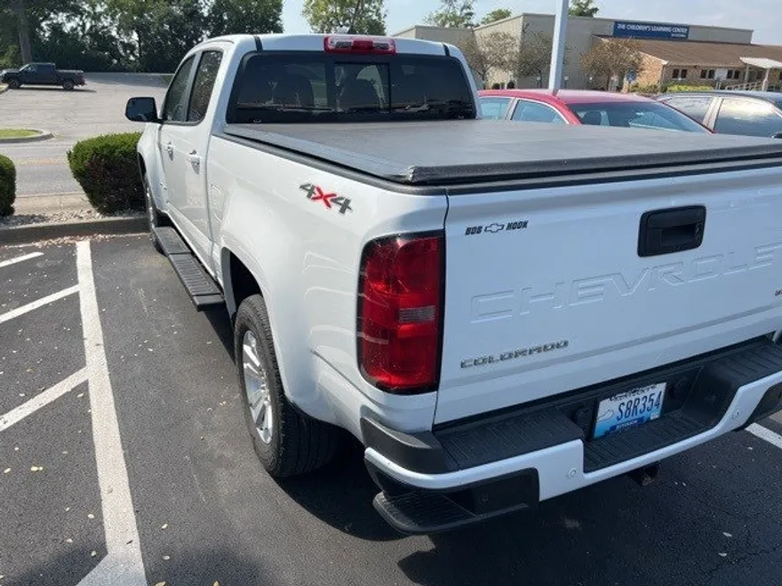 2022 Chevrolet Colorado LT photo 1