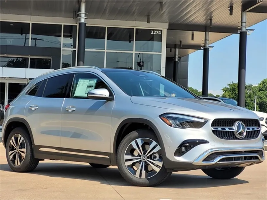2026 Mercedes Benz GLA 250 photo 1