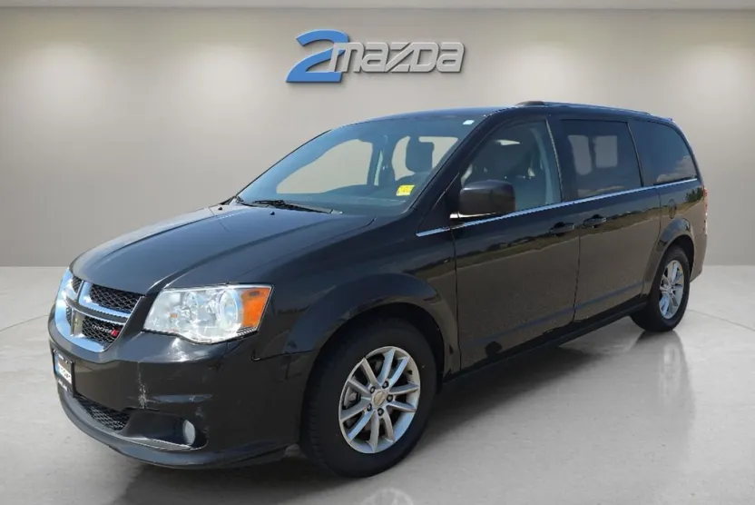 2020 Dodge Grand Caravan SXT photo 1