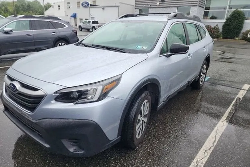 2021 Subaru Outback 2.5i photo 1