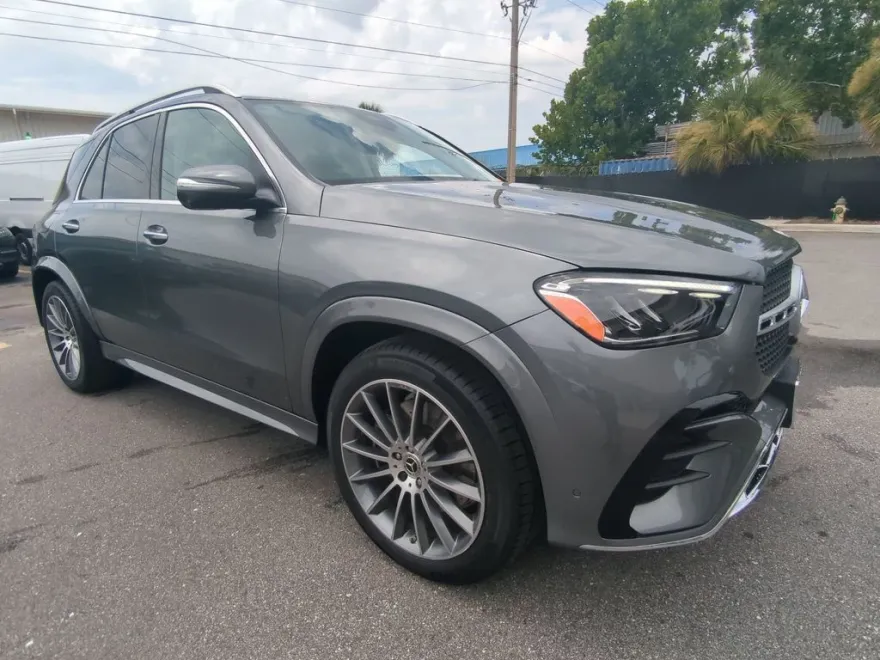 2025 Mercedes Benz GLE 350 4MATIC photo 1