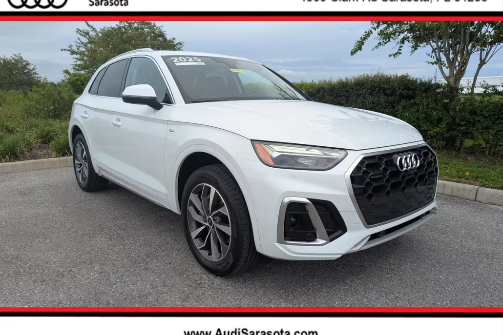 2025 Audi Q5 S line Premium Plus photo 1