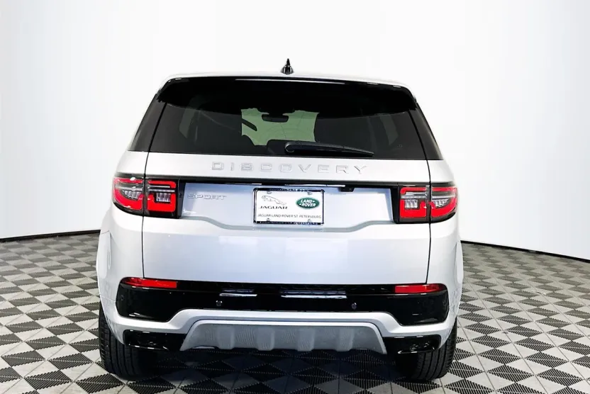 2025 Land Rover Discovery Sport S photo 1