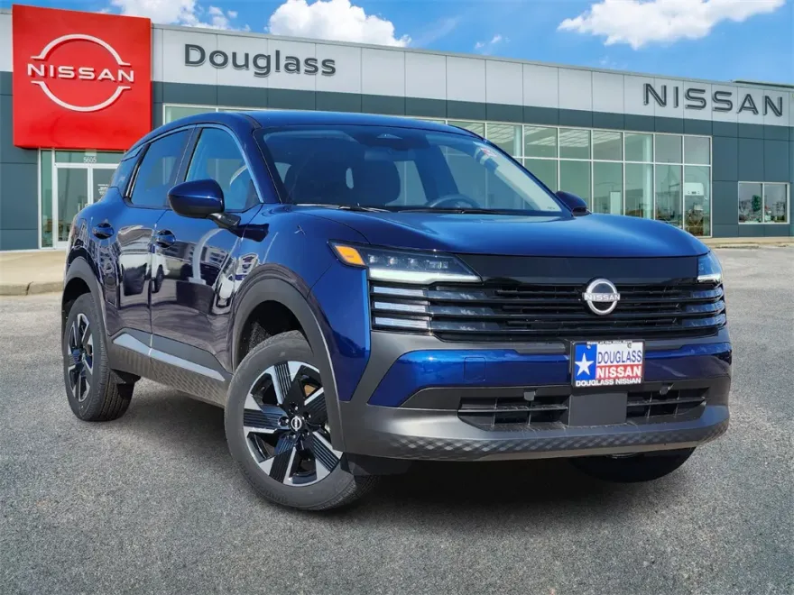2025 Nissan Kicks SV photo 1