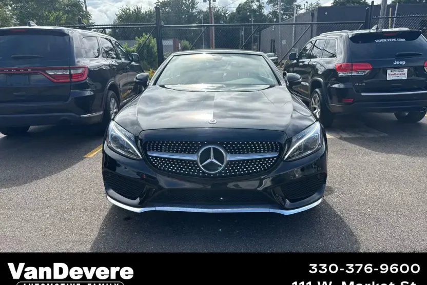 2018 Mercedes Benz C 300 photo 1