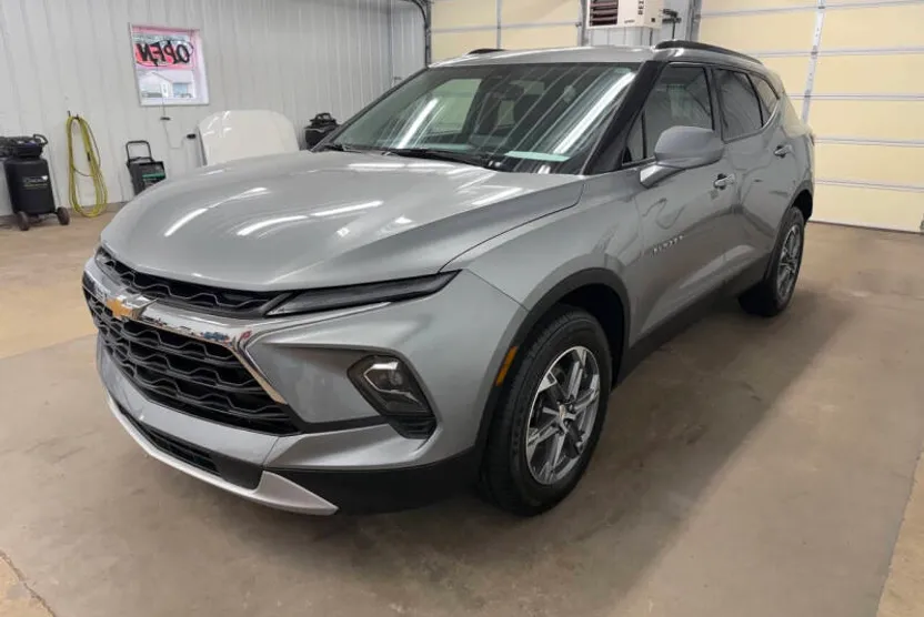 2023 Chevrolet Blazer 2LT photo 1