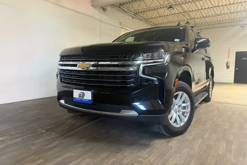 2021 Chevrolet Tahoe LT photo 1