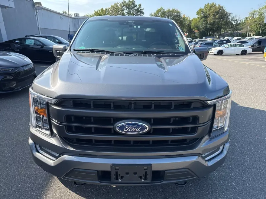 2022 Ford F-150 Lariat photo 1
