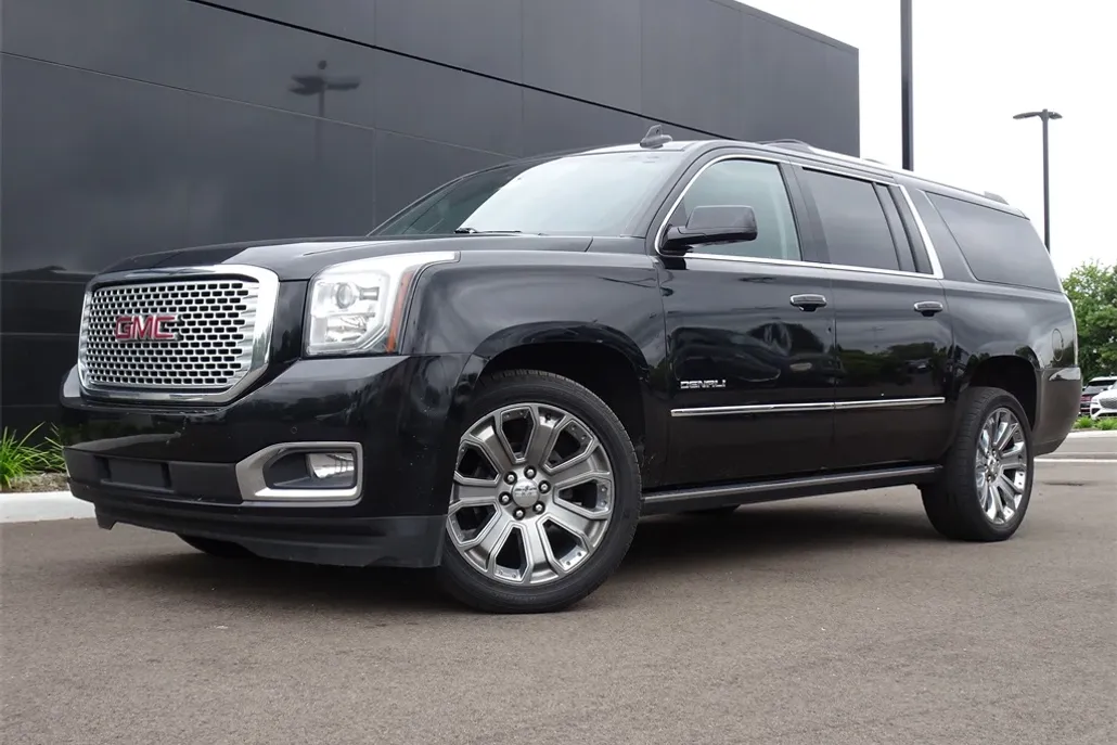 2016 Gmc Yukon XL Denali photo 1