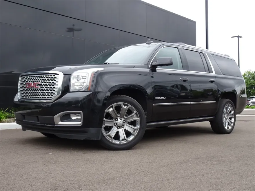 2016 Gmc Yukon XL Denali photo 1