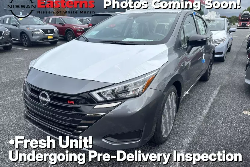 2025 Nissan Versa Sedan SR photo 1