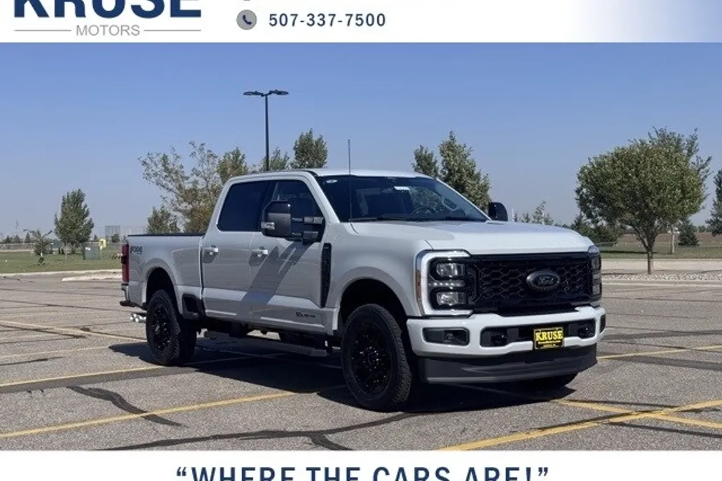 2026 Ford F-250 Lariat photo 1