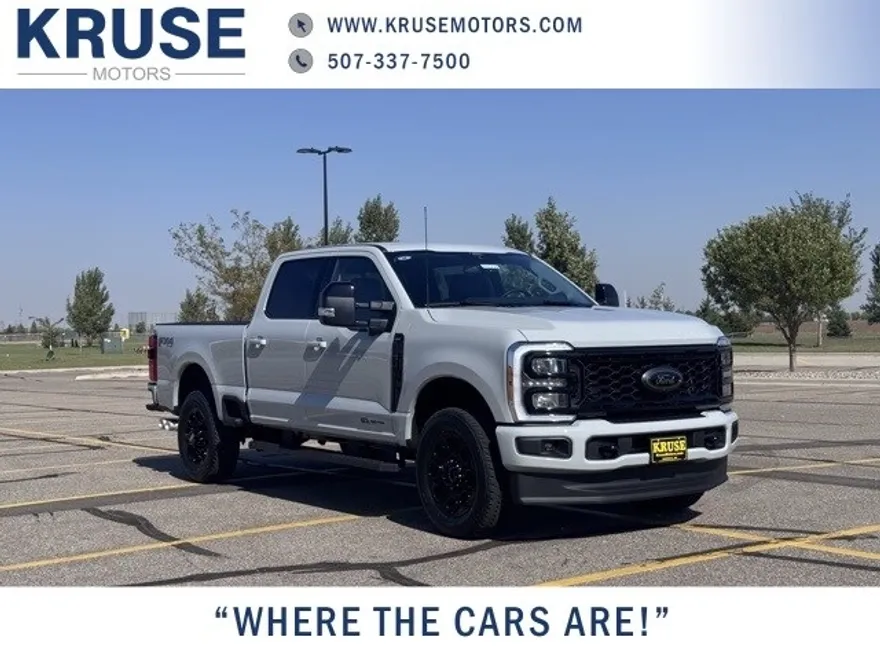 2026 Ford F-250 Lariat photo 1