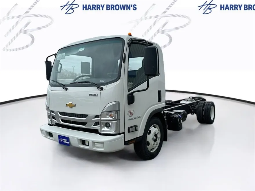 2024 Chevrolet Silverado 4500HD Base photo 1