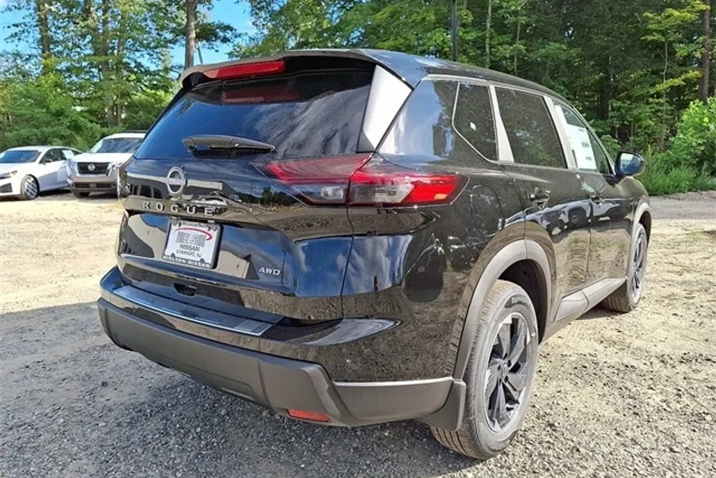 2026 Nissan Rogue SV photo 1