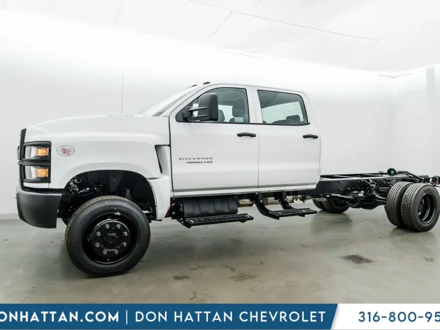 2024 Chevrolet Silverado 4500HD Work Truck photo 1