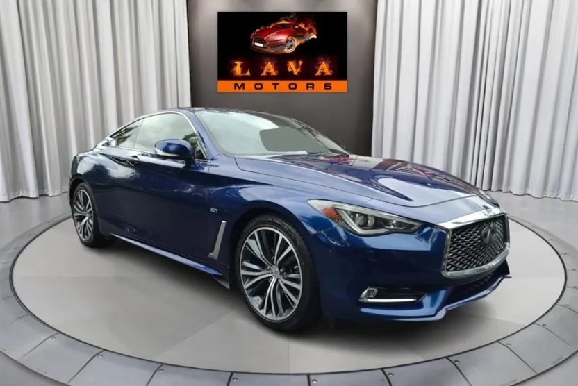 2017 Infiniti Q60 3.0t Premium photo 1