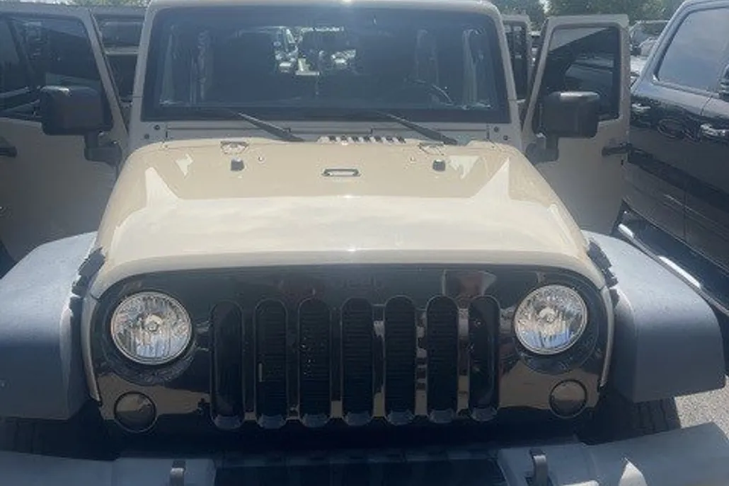 2018 Jeep Wrangler Unlimited Willys Wheeler W photo 1