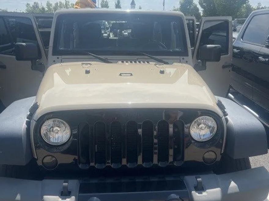 2018 Jeep Wrangler Unlimited Willys Wheeler W photo 1