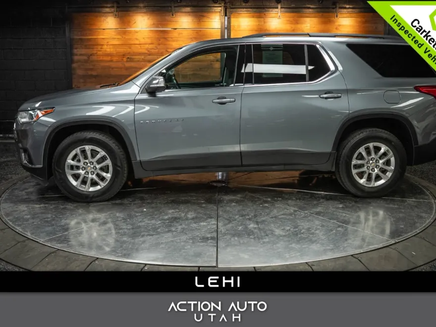 2021 Chevrolet Traverse Cloth photo 1