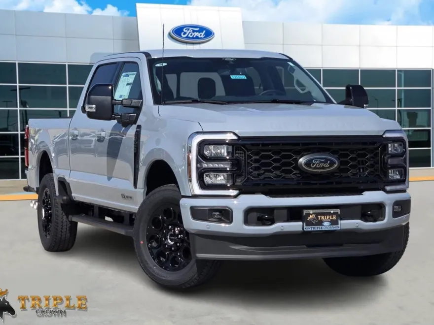 2025 Ford F-250 photo 1