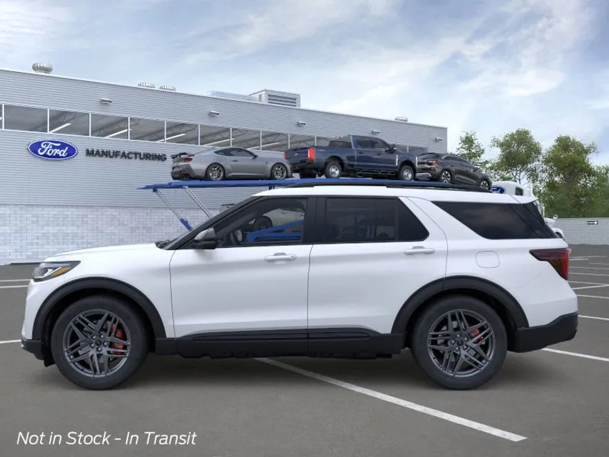 2025 Ford Explorer ST photo 1