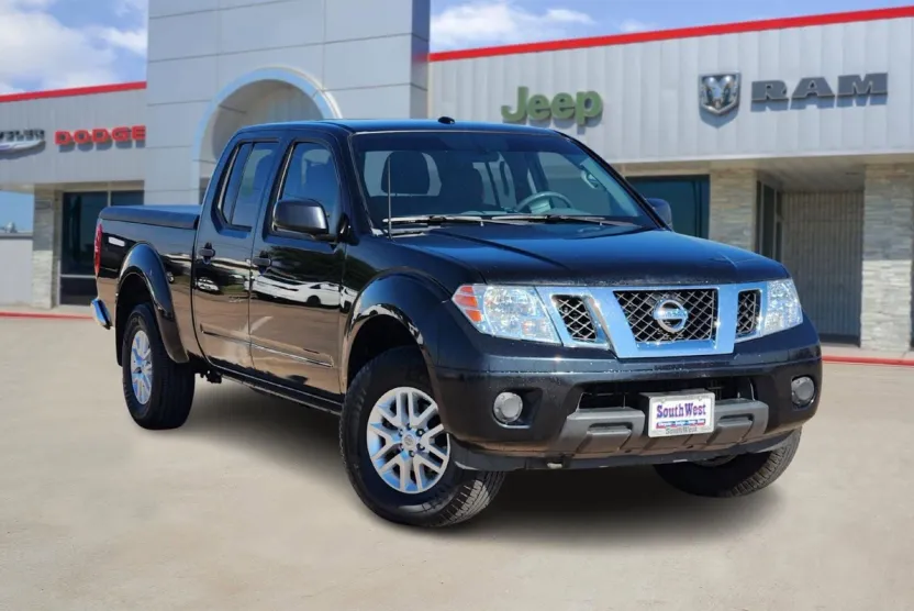 2016 Nissan Frontier SV photo 1